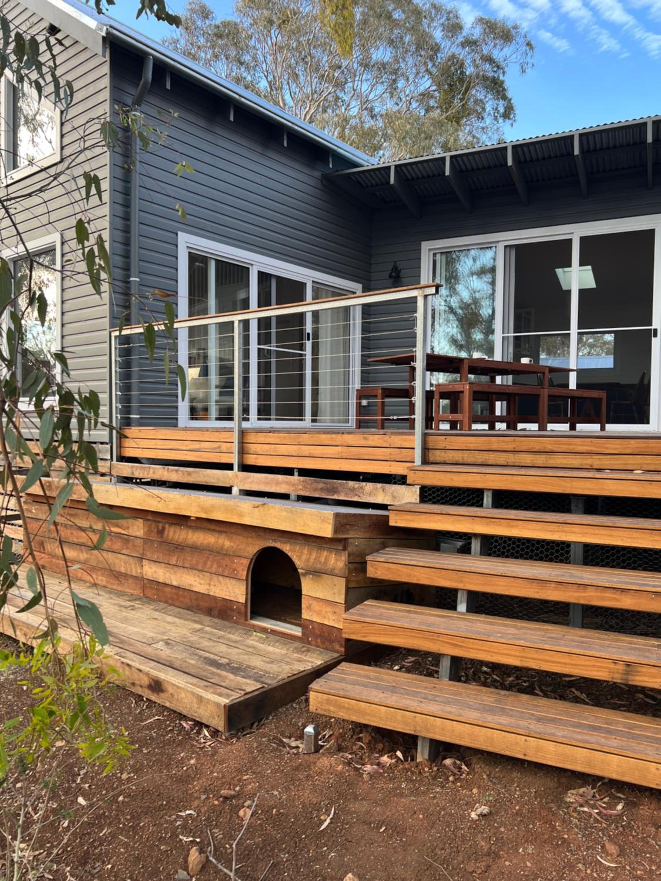 Summit House Armidale - 2 or 4 Bedrooms