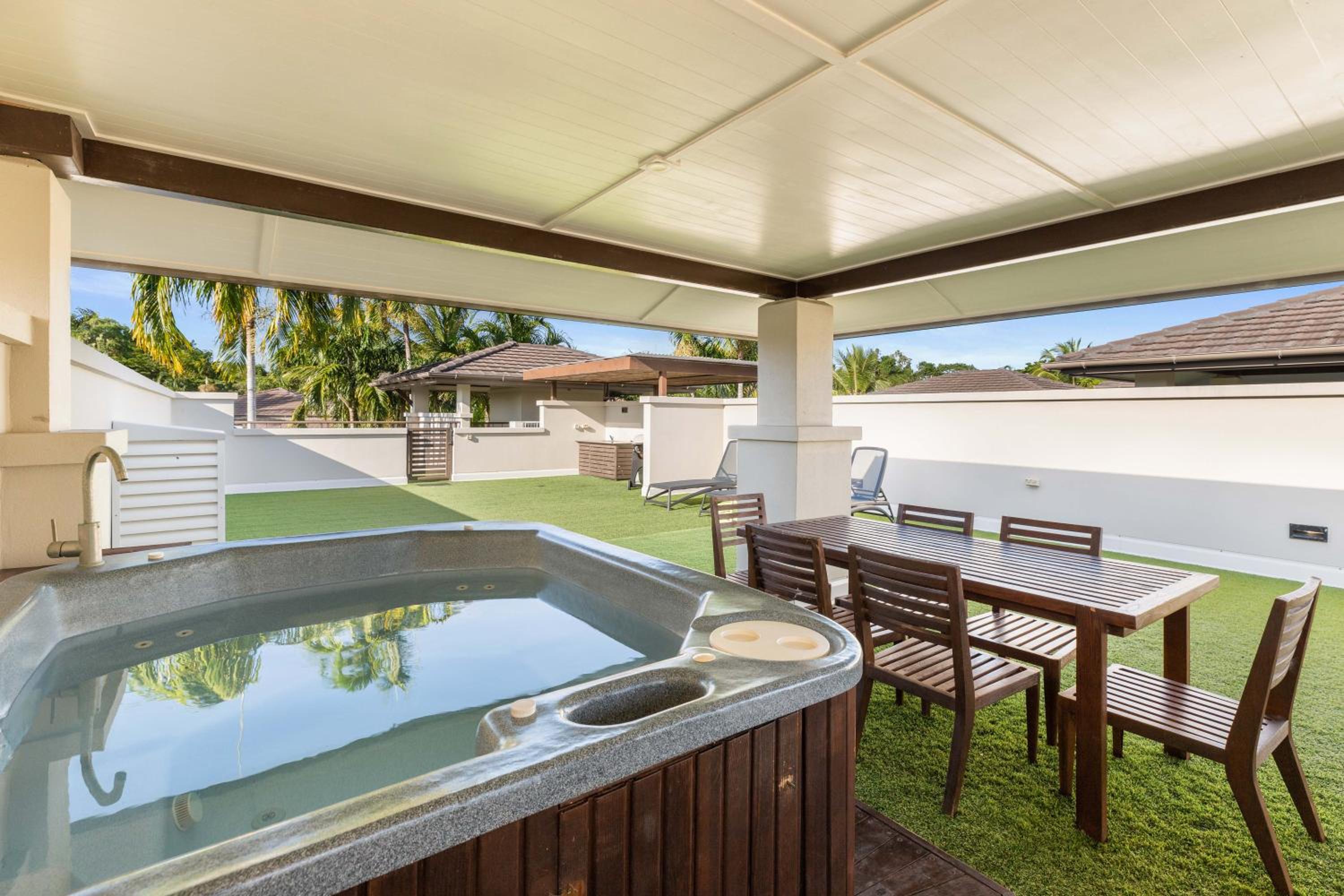 Temple Resort & Spa Port Douglas