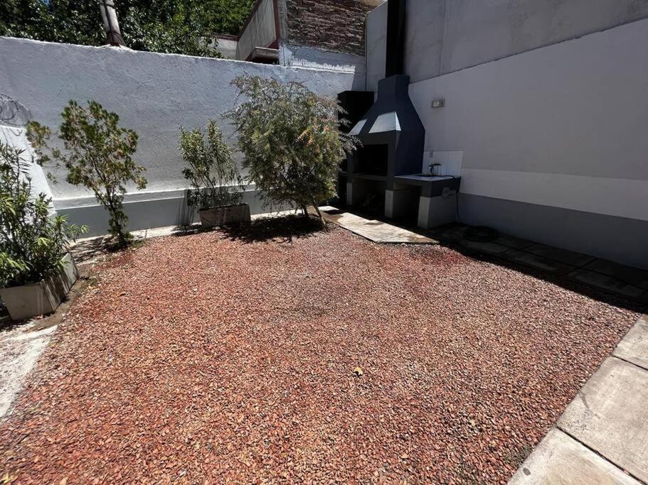 Departamento en ciudad con estacionamiento privado