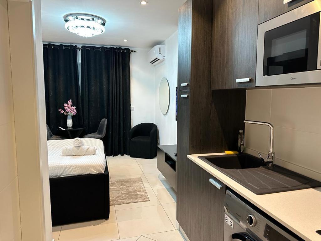 Havens Apartment