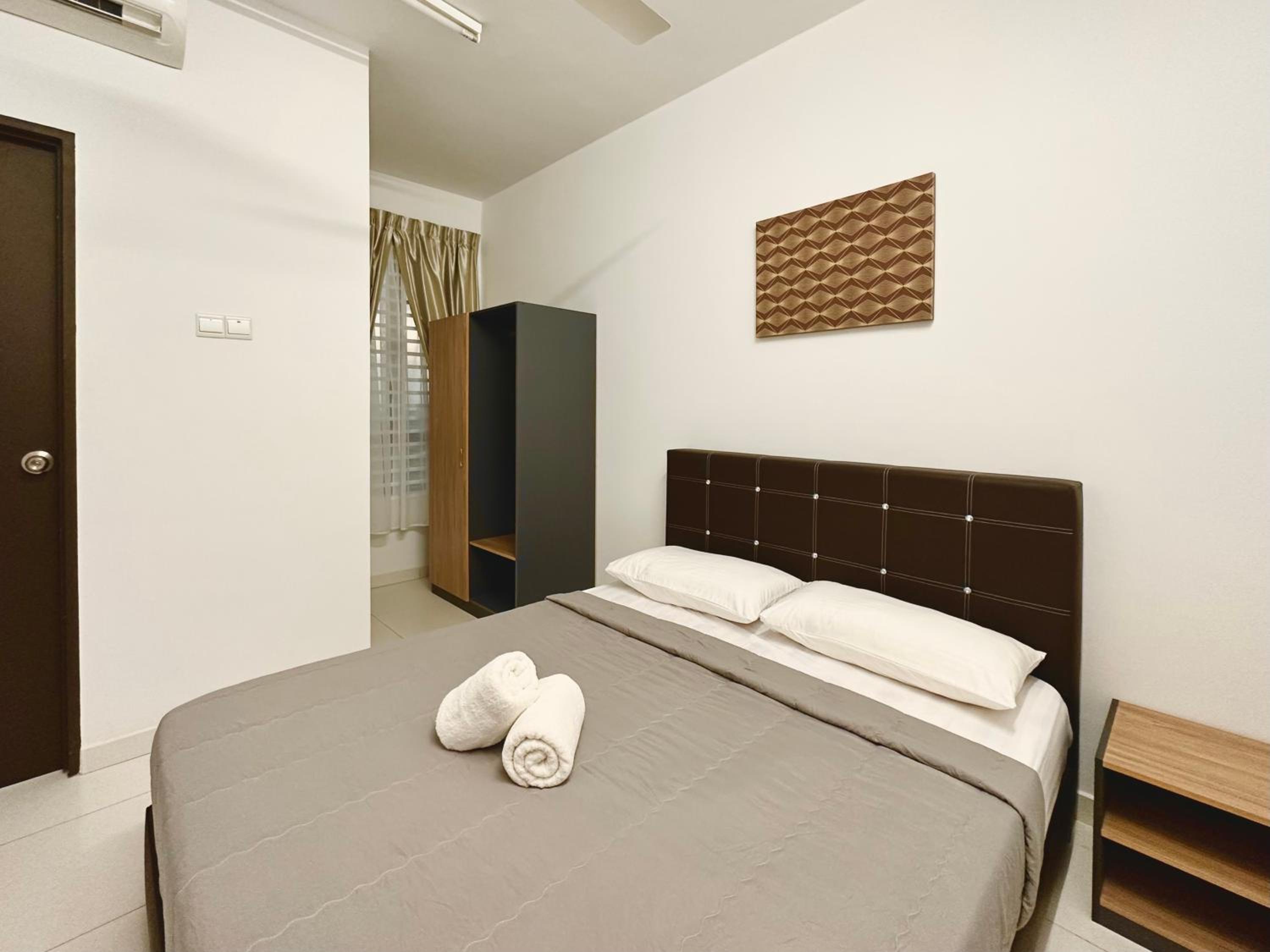 Nureenas Residence Condominium