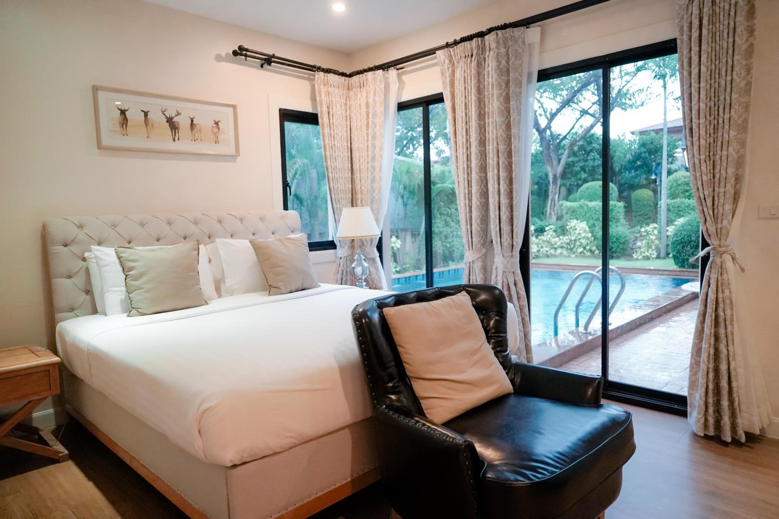 Estella Pool Villas Pattaya Formerly Chivani Pattaya