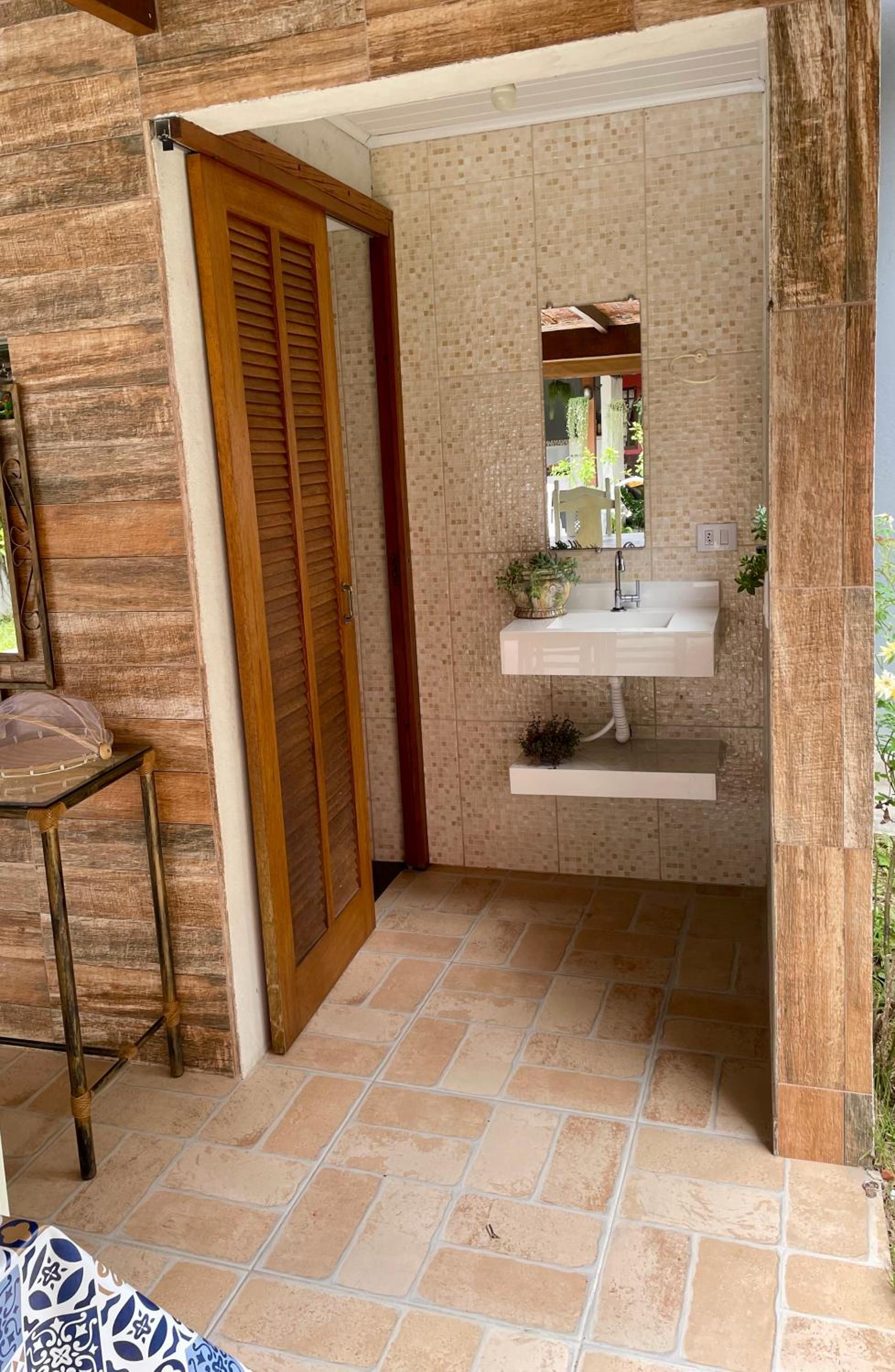 Casa em Ilhabela com piscina