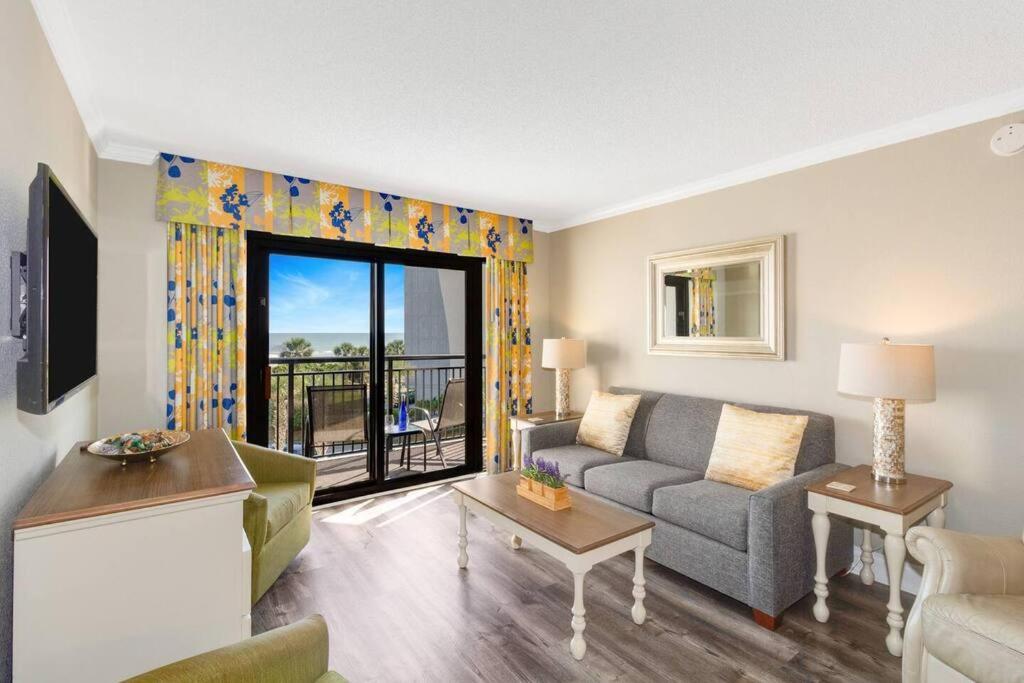 Relaxing Oceanview Suite OceanReef 318 view 3