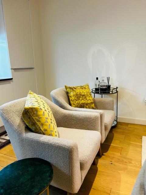 Luxury 2 Bed in Colindale