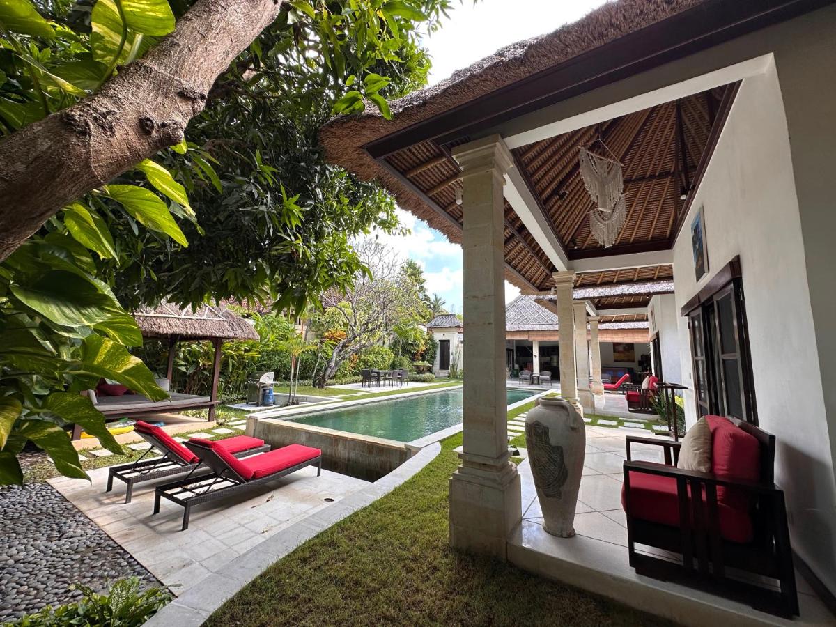 Villa Bugis Abimanyu Seminyak view 2