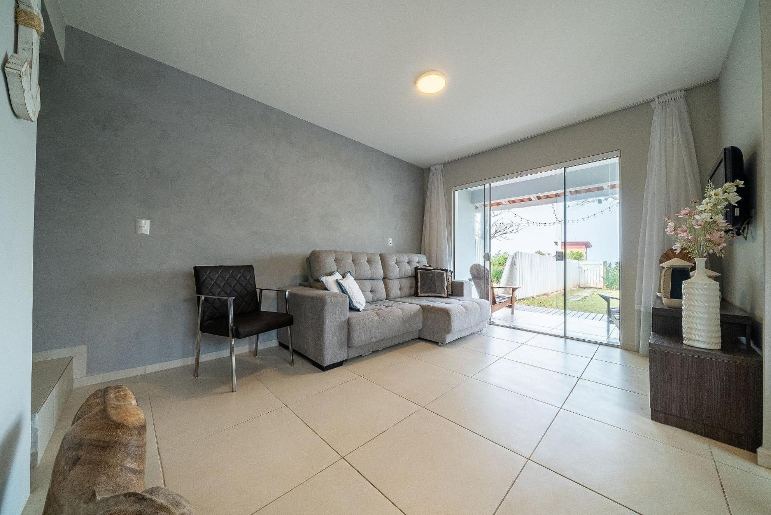 149 - Casa pé na areia Mariscal com 04 dormitórios