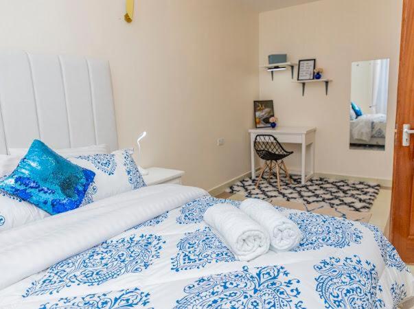 Polly Apartment
