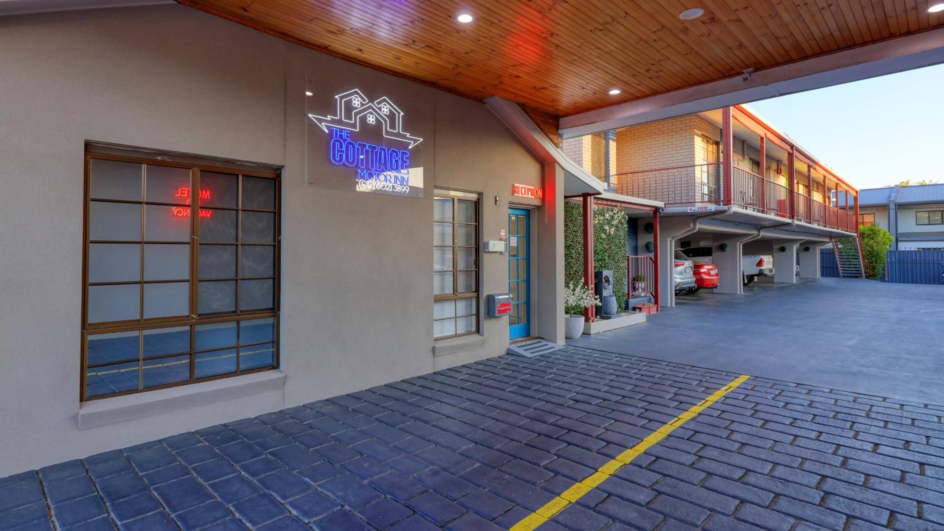 The Cottage Motor Inn Albury CBD