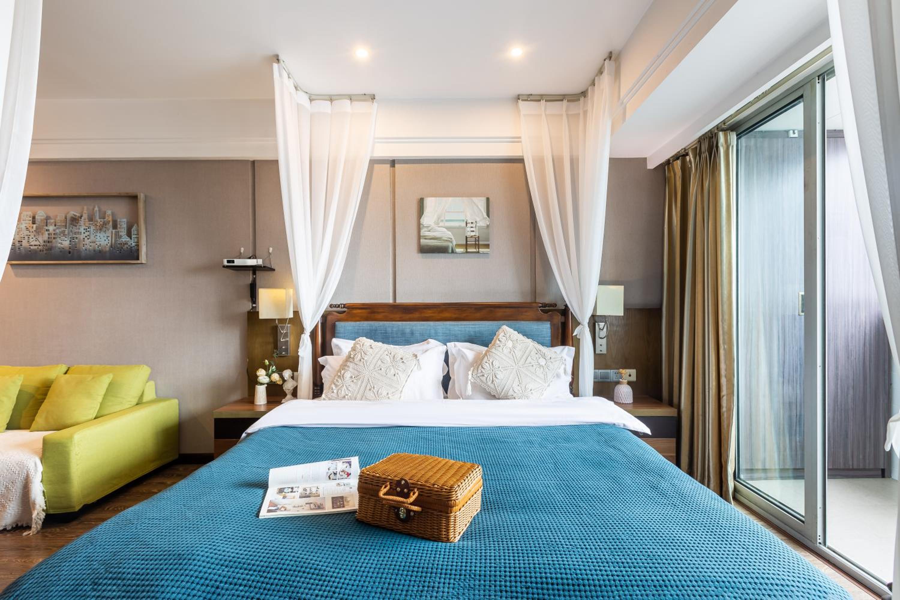 Chongqing City Center Design B&B