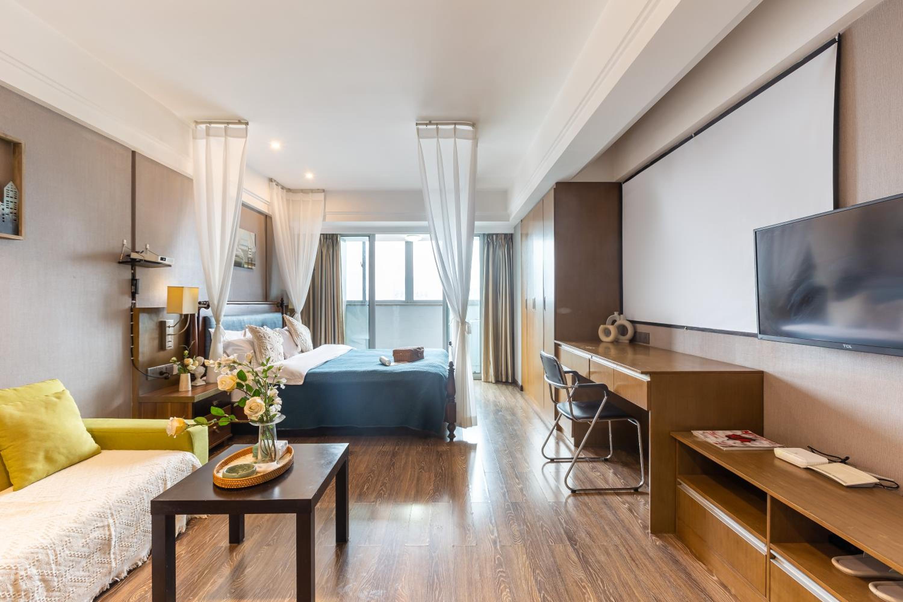 Chongqing City Center Design B&B