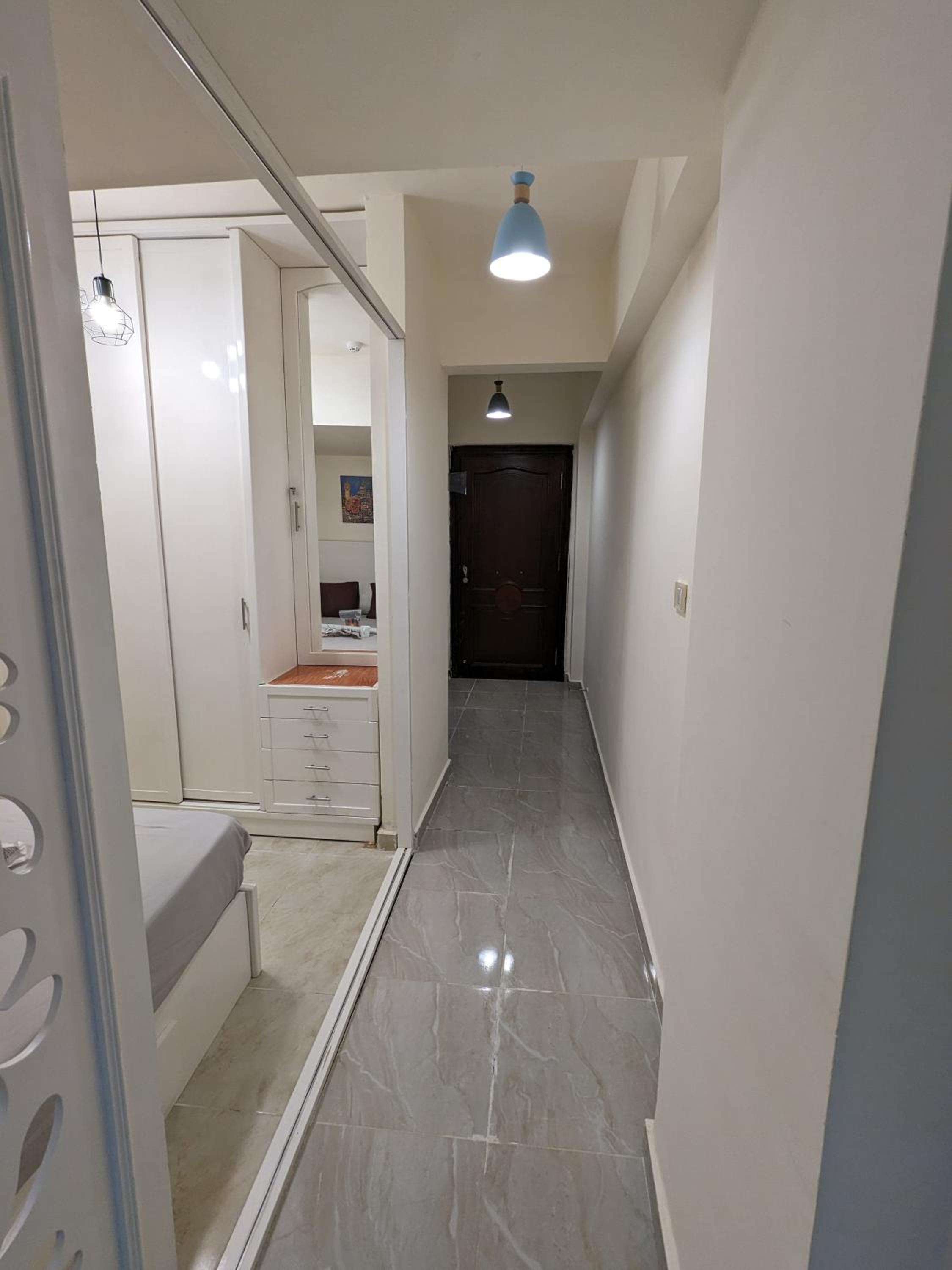 fully finished, very cozy and comfortable studio -Marina city Residence