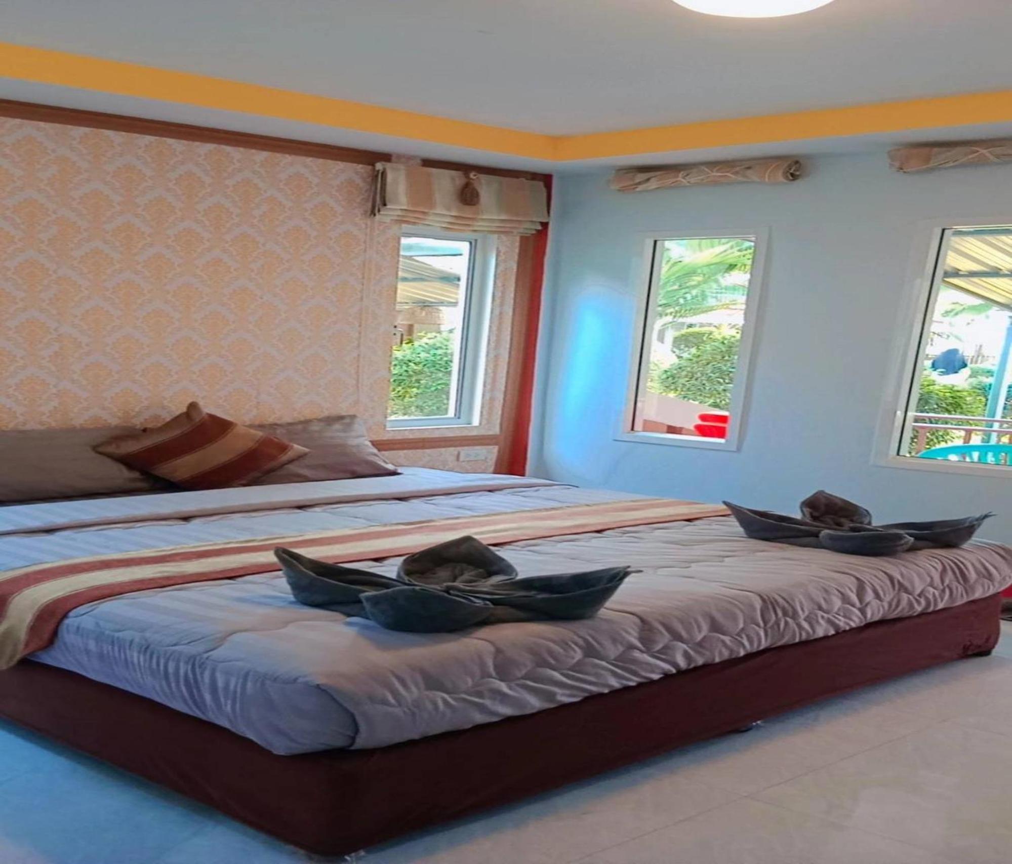 Popular Lanta Resort