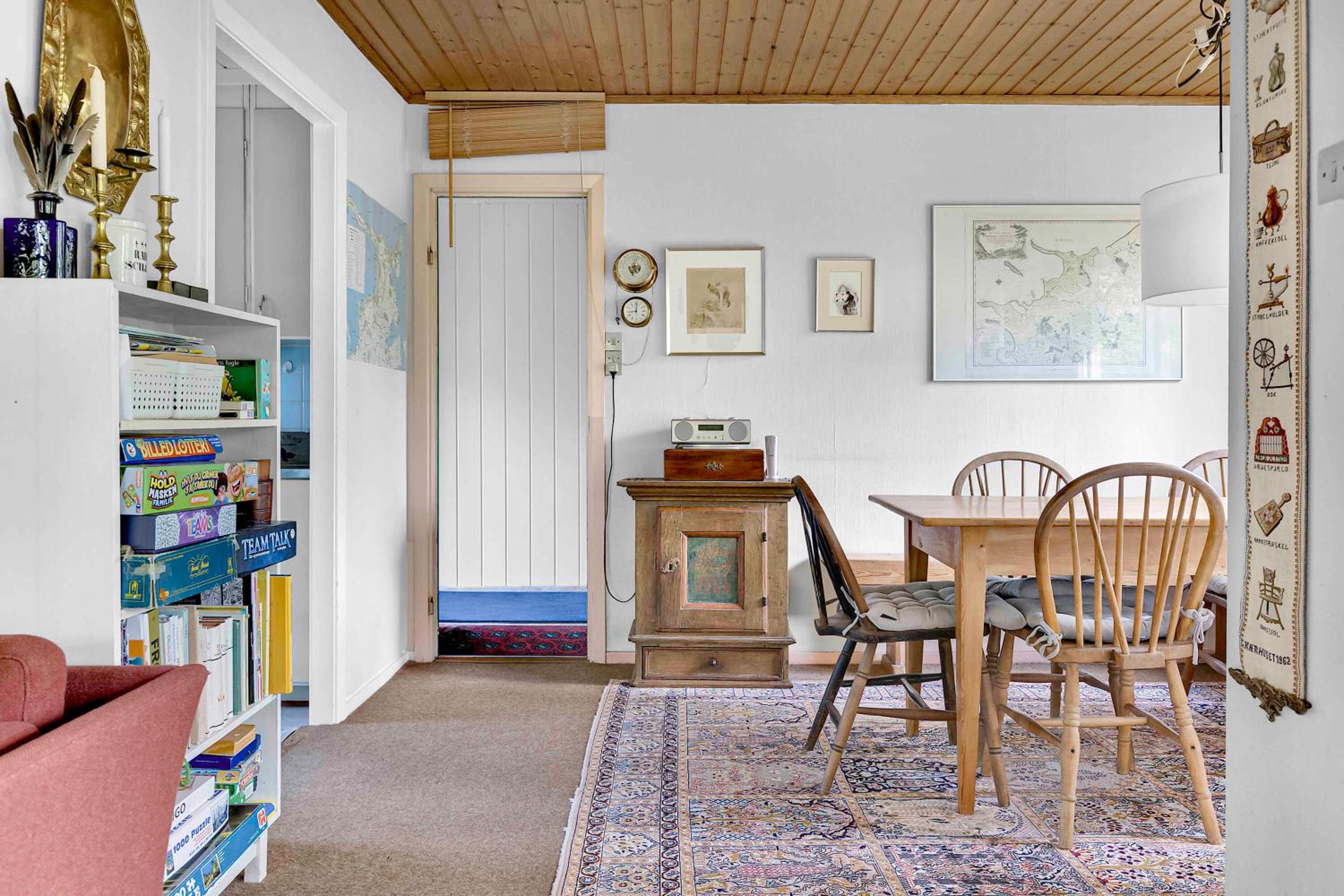 Cottage By Veddinge In Charming 70S Style view 4