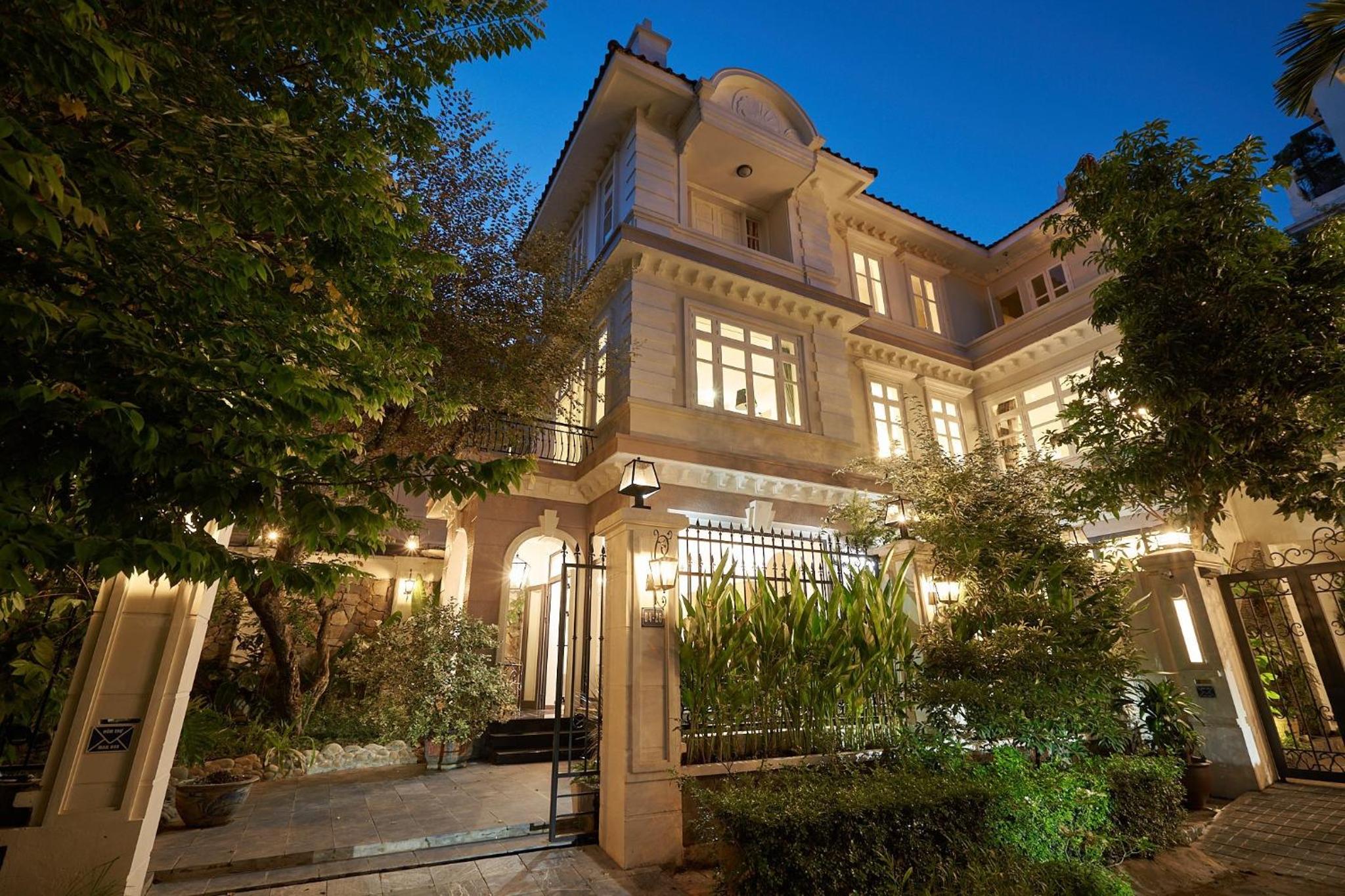 Perfect private villa and outdoor spa with garden 4 bedrooms