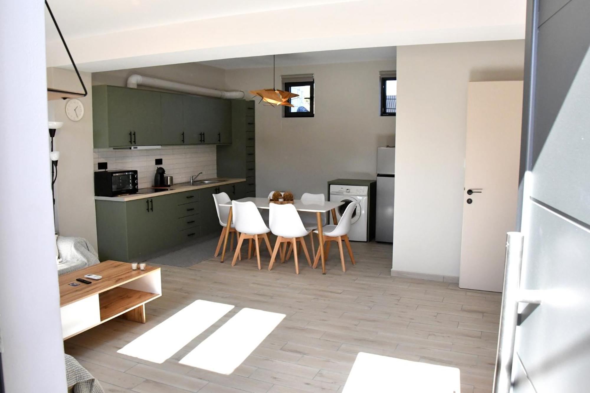 Polles Εlies Cozy Αpartment