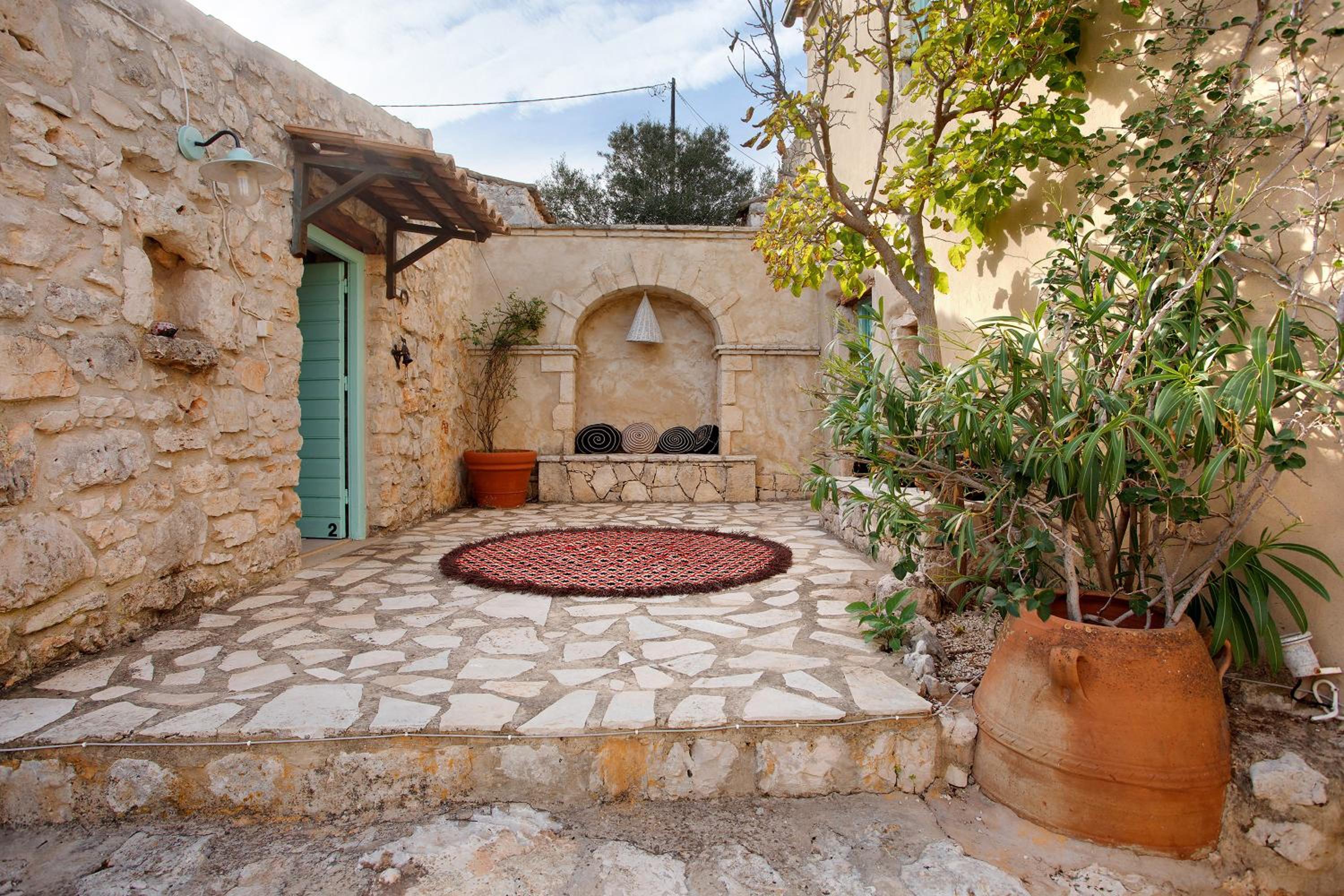 Sira Stonehouse ll view 4
