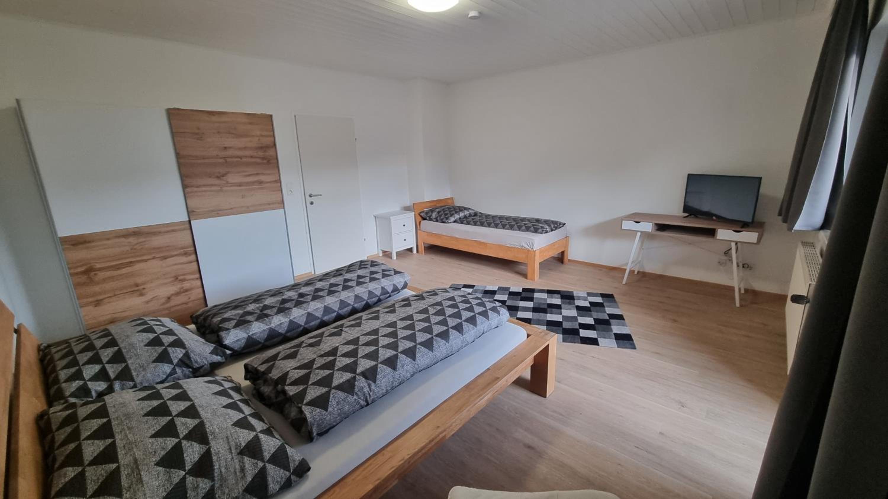 Apartment- Zimmer Pernter