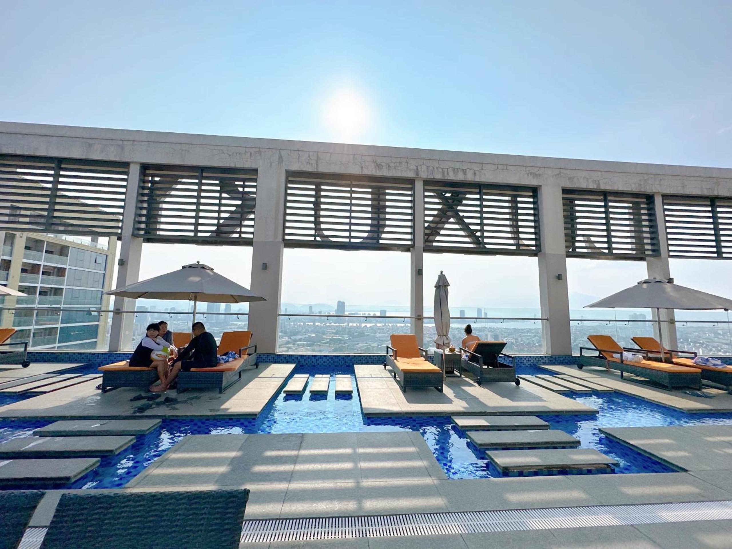 Photo 68