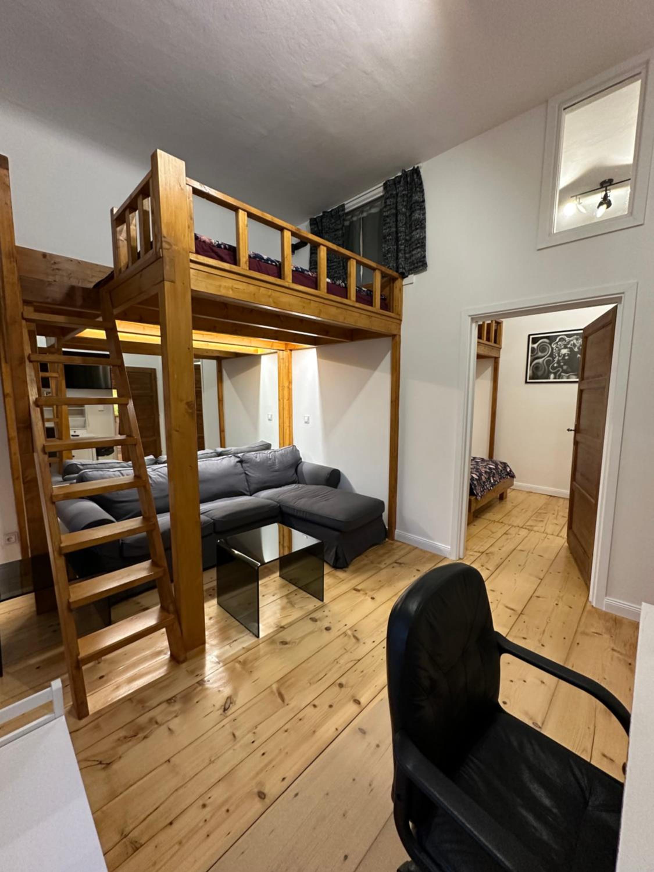 Cozy New Loft Apartment