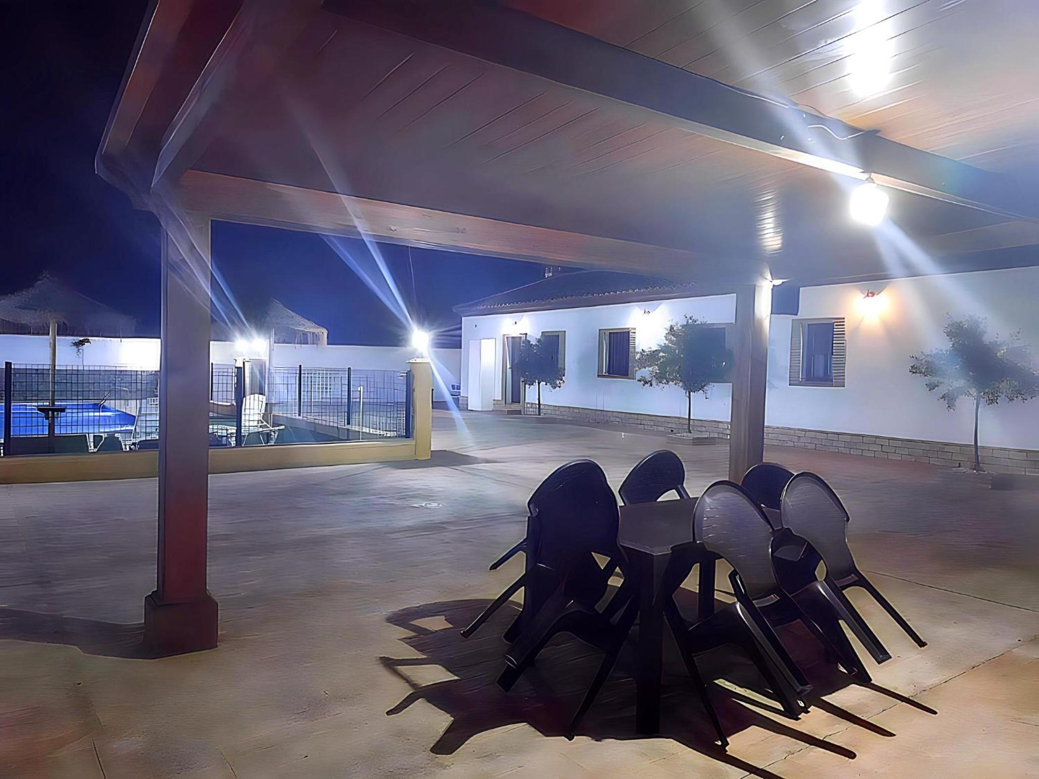 Casa Piscina Privada y Barbacoa