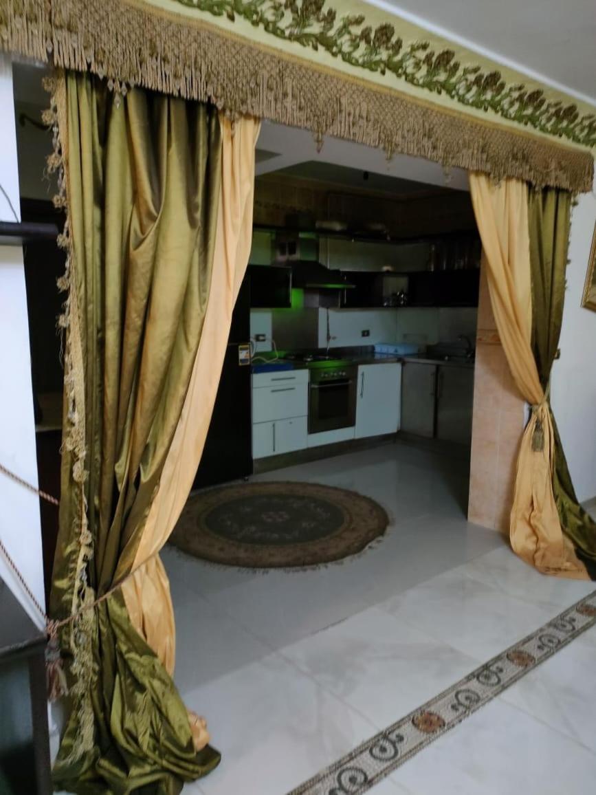 Luxury 3 rooms Flat