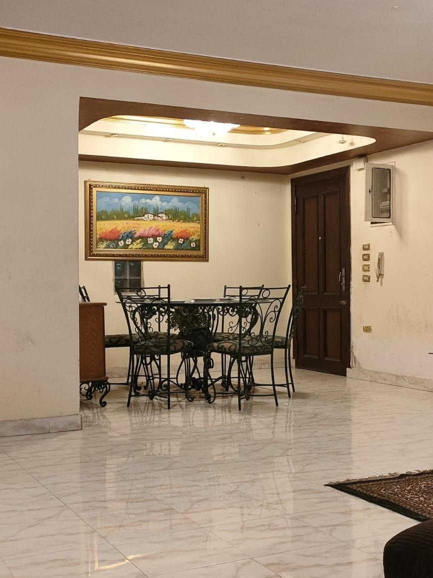 Luxury 3 rooms Flat