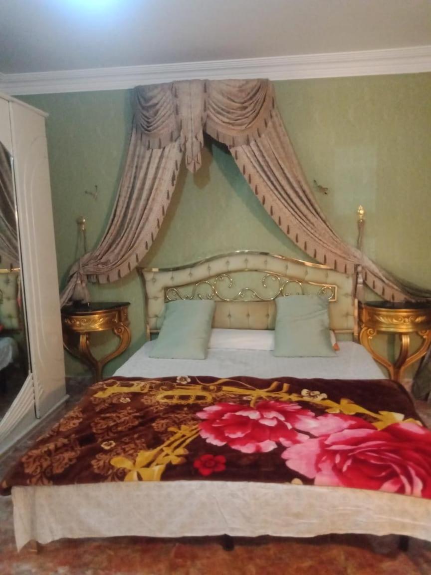 Luxury 3 rooms Flat