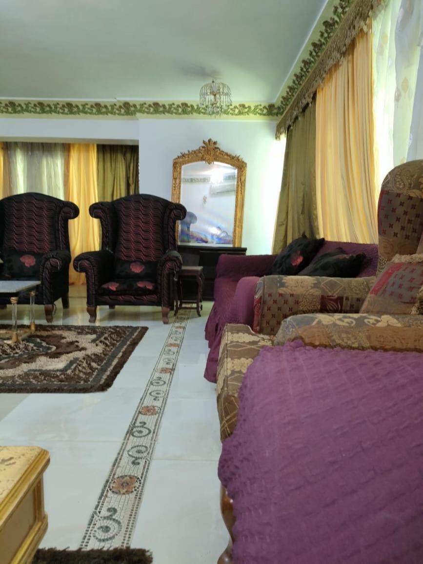 Luxury 3 rooms Flat