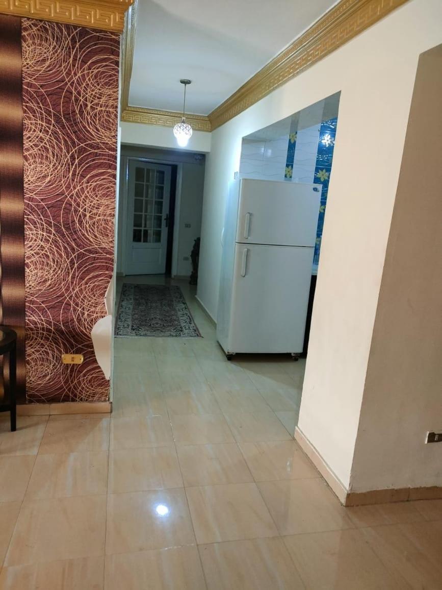 Luxury 3 rooms Flat