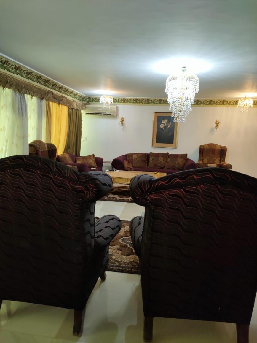 Luxury 3 rooms Flat