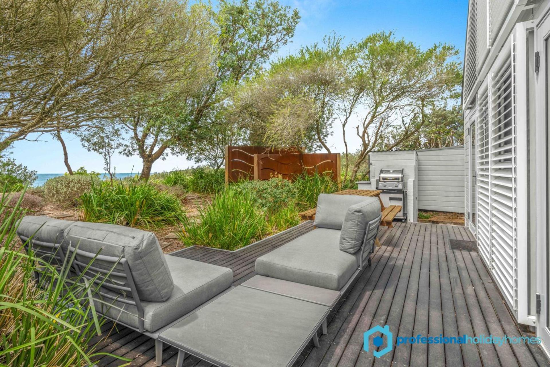 Ocean Dunes - Absolute Beachfront with Fireplace