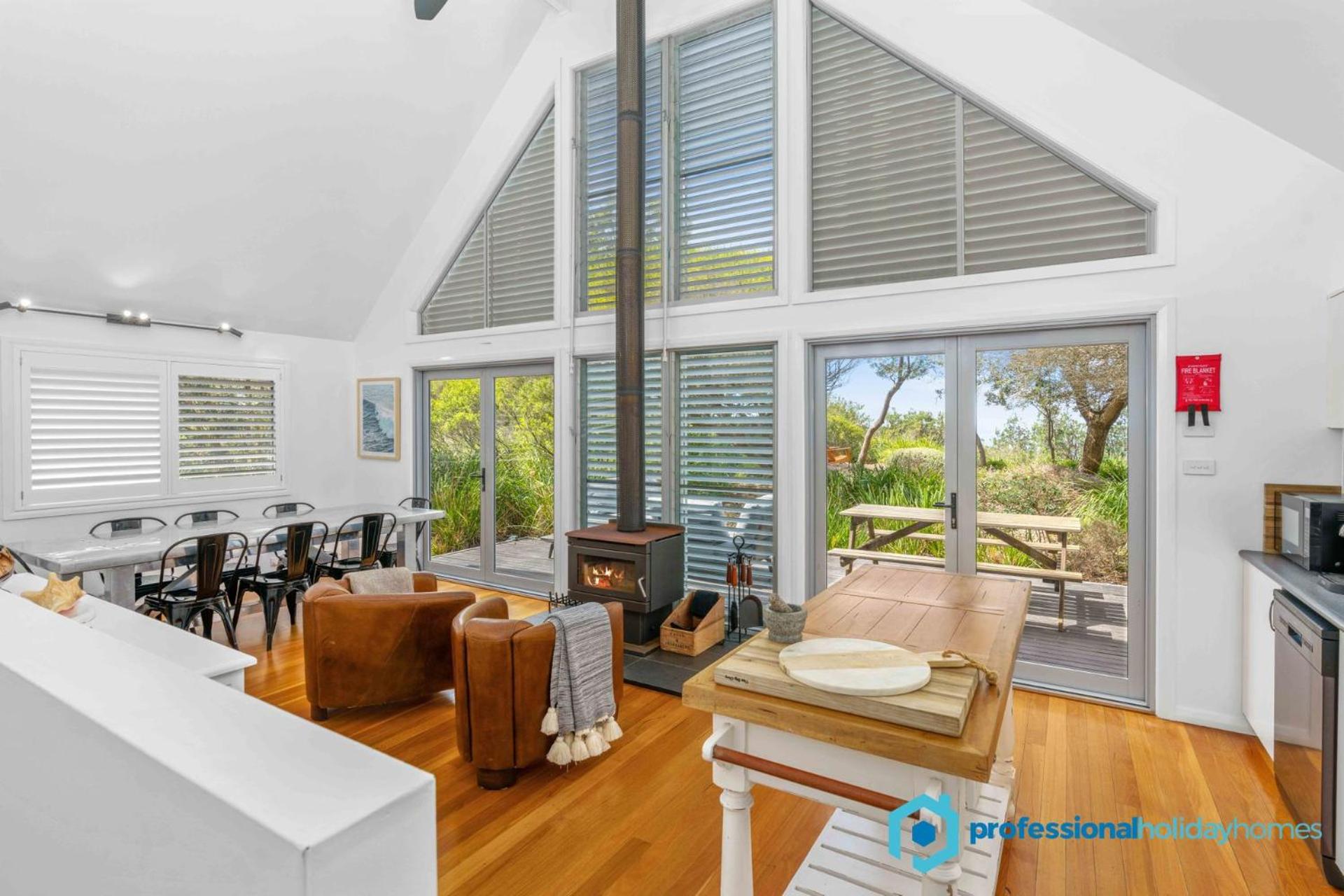Ocean Dunes - Absolute Beachfront with Fireplace