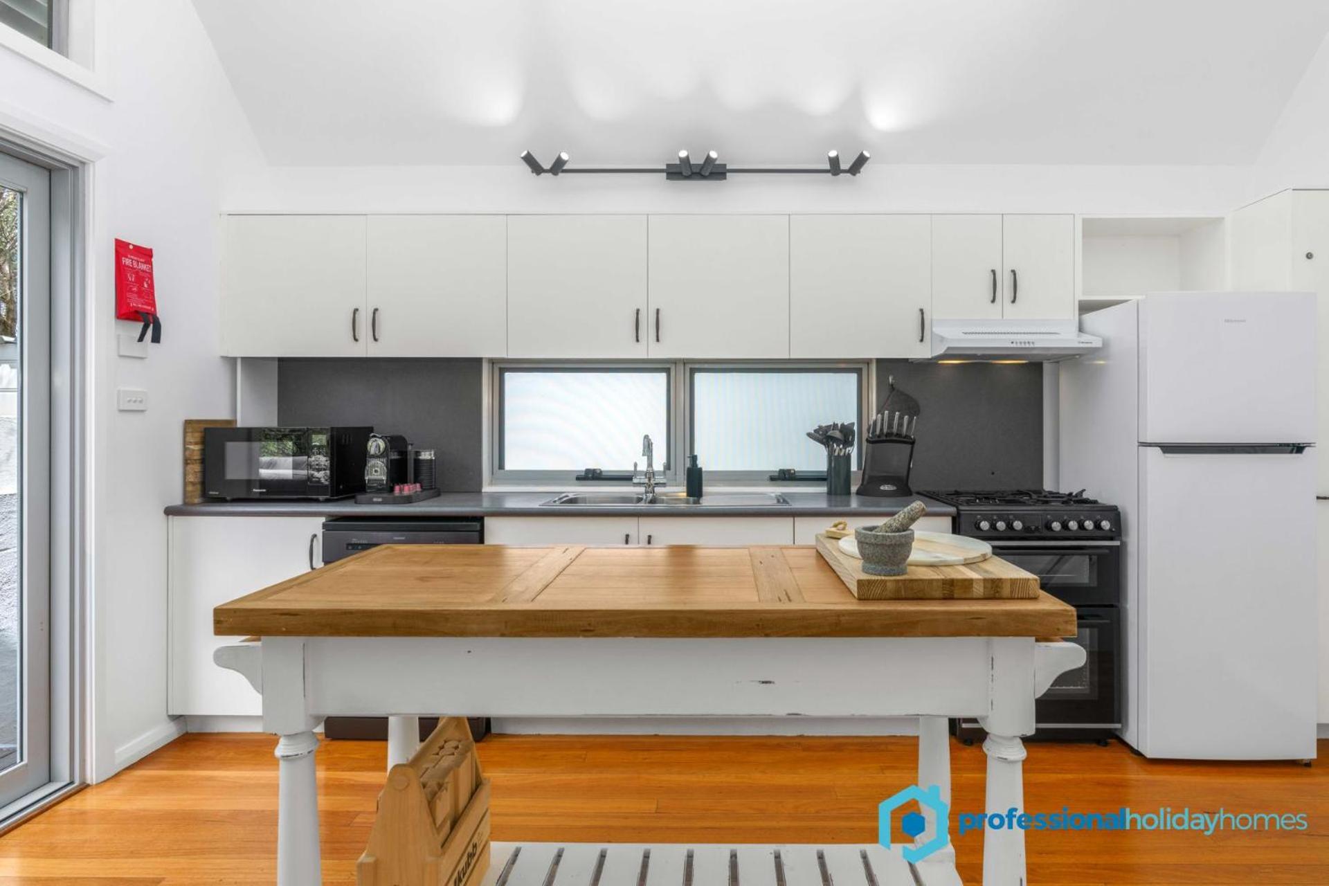 Ocean Dunes - Absolute Beachfront with Fireplace