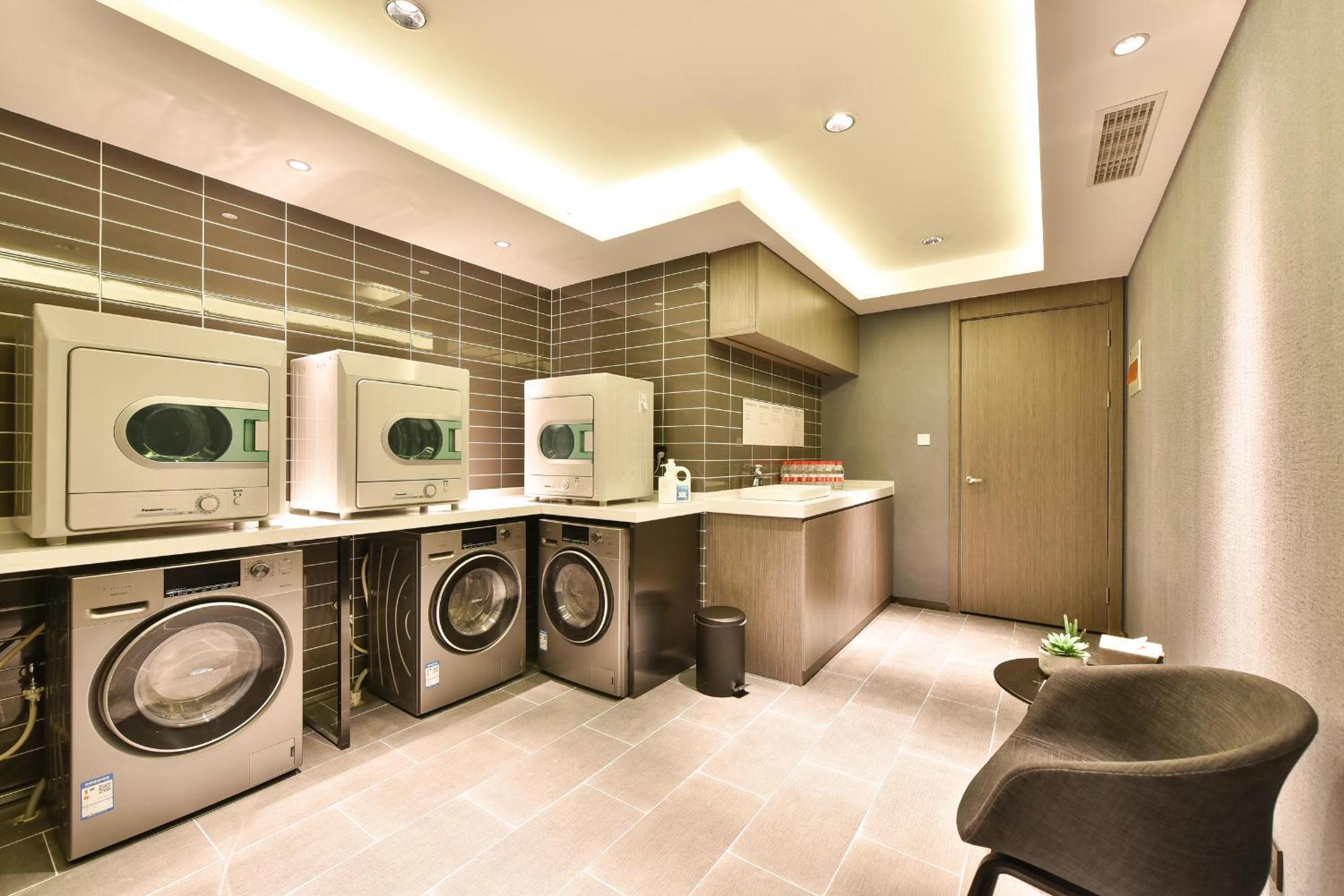 Atour Hotel Tianjin Binhai 1st Street
