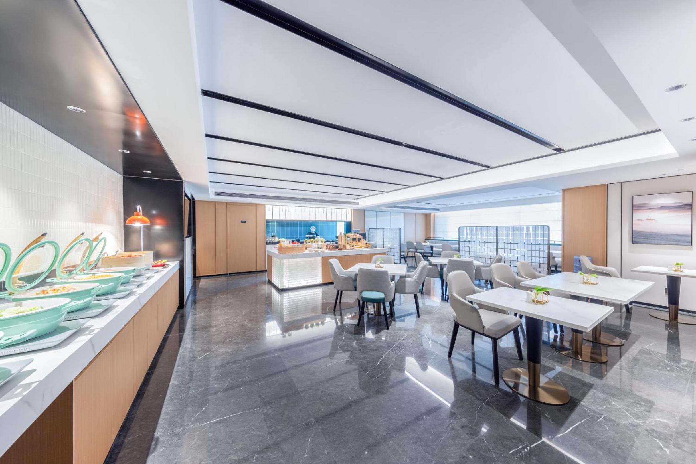 Atour Hotel Jinan Shungeng Covention and Exhibition Center Bayi Overpass