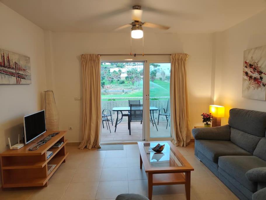 Spacious and luxurious apartment