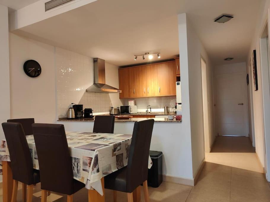 Spacious and luxurious apartment