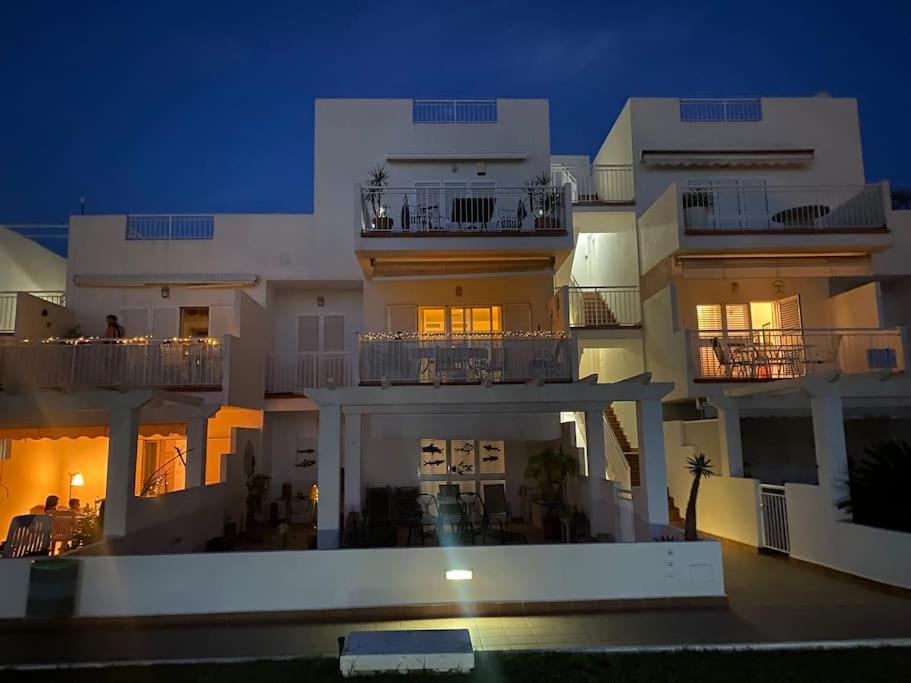 Spacious and luxurious apartment