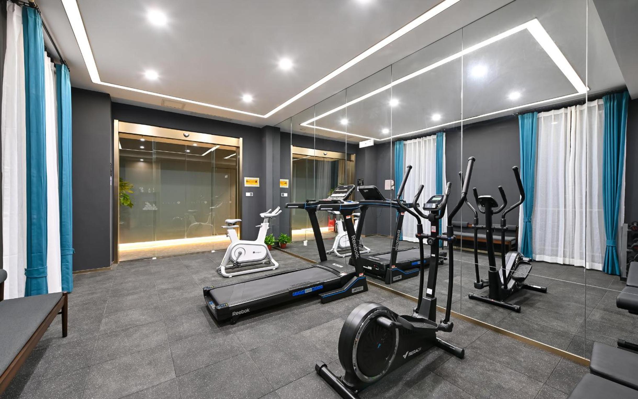 Atour Hotel Shenyang South Station Quanyun Road