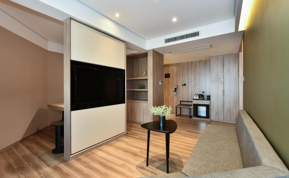 Atour Hotel Tianjin Binhai 1st Street