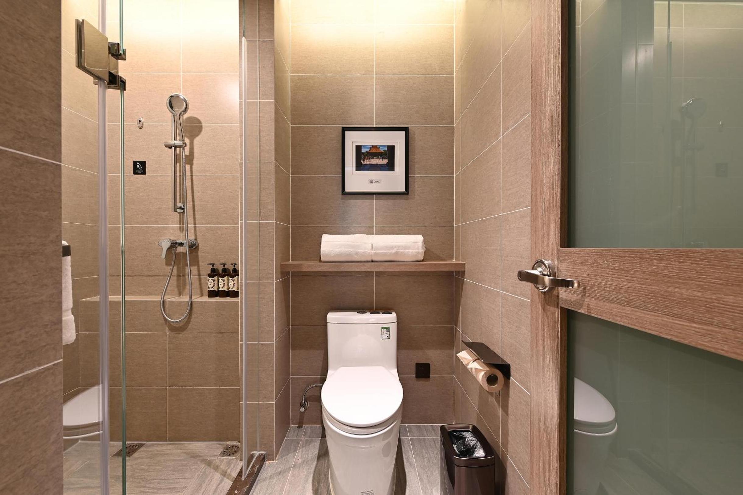 Atour Hotel Shenyang South Station Quanyun Road