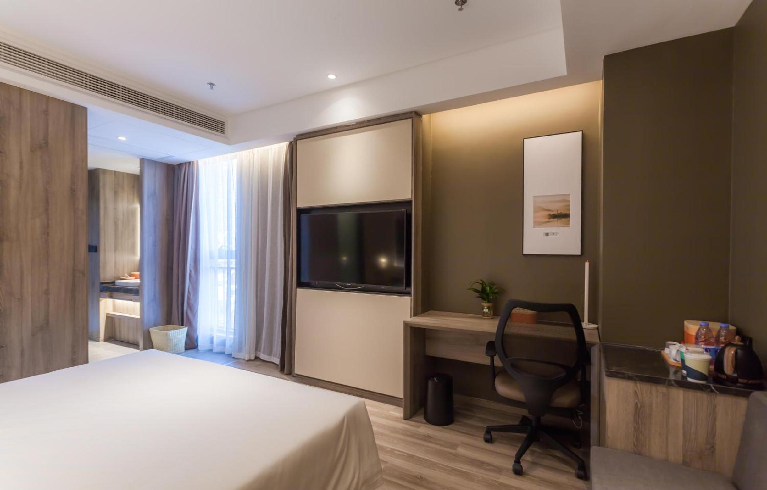 Atour Hotel Shenyang South Station Quanyun Road