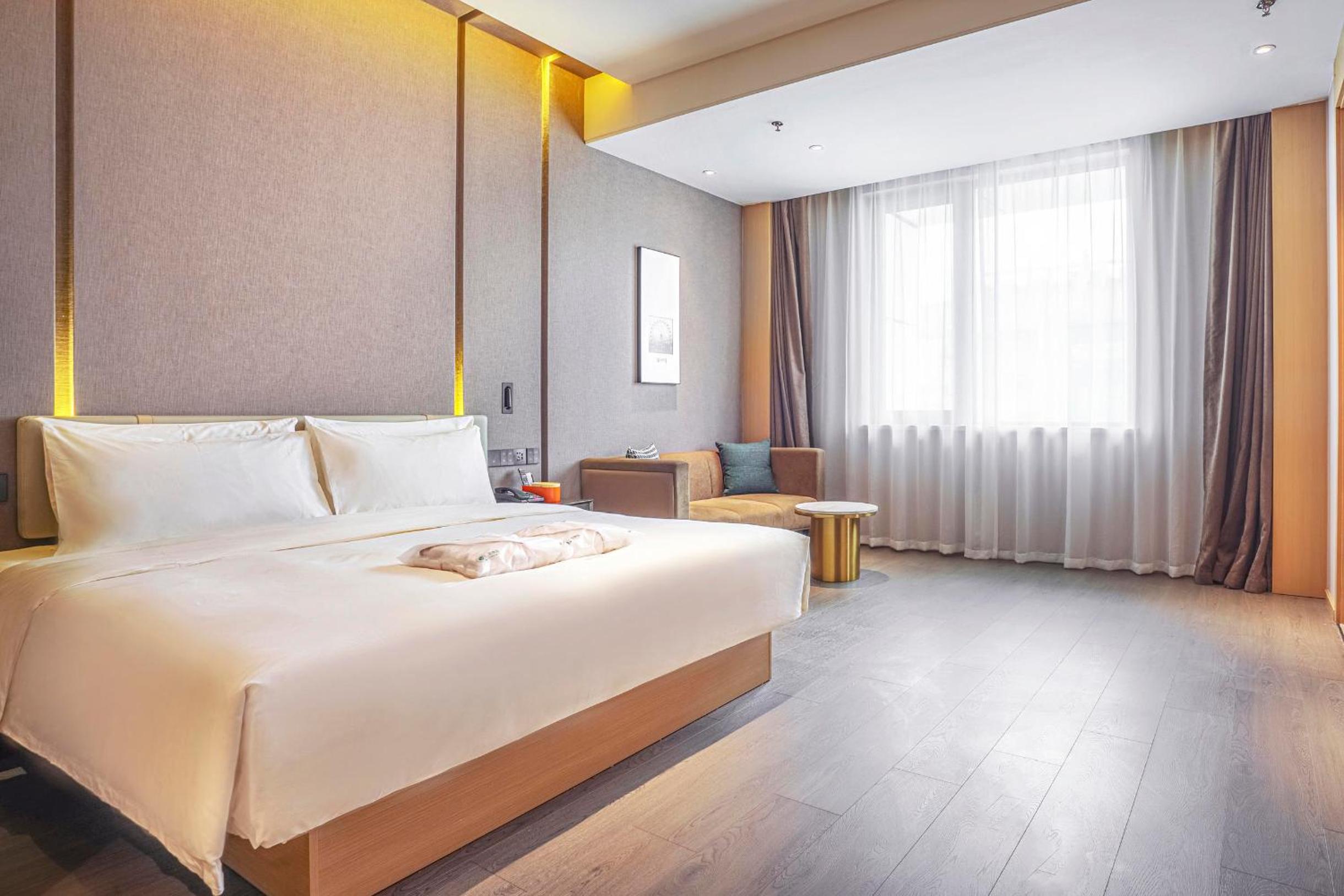 Atour Hotel Tianjin Eye
