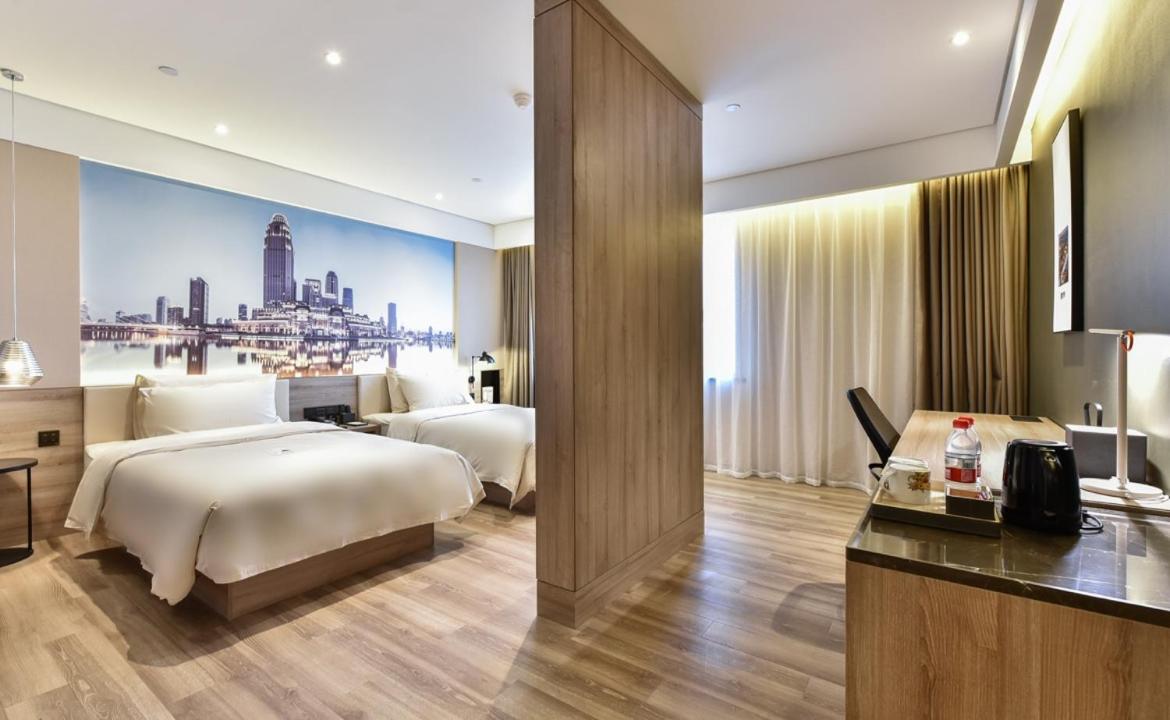 Atour Hotel Tianjin Binhai 1st Street