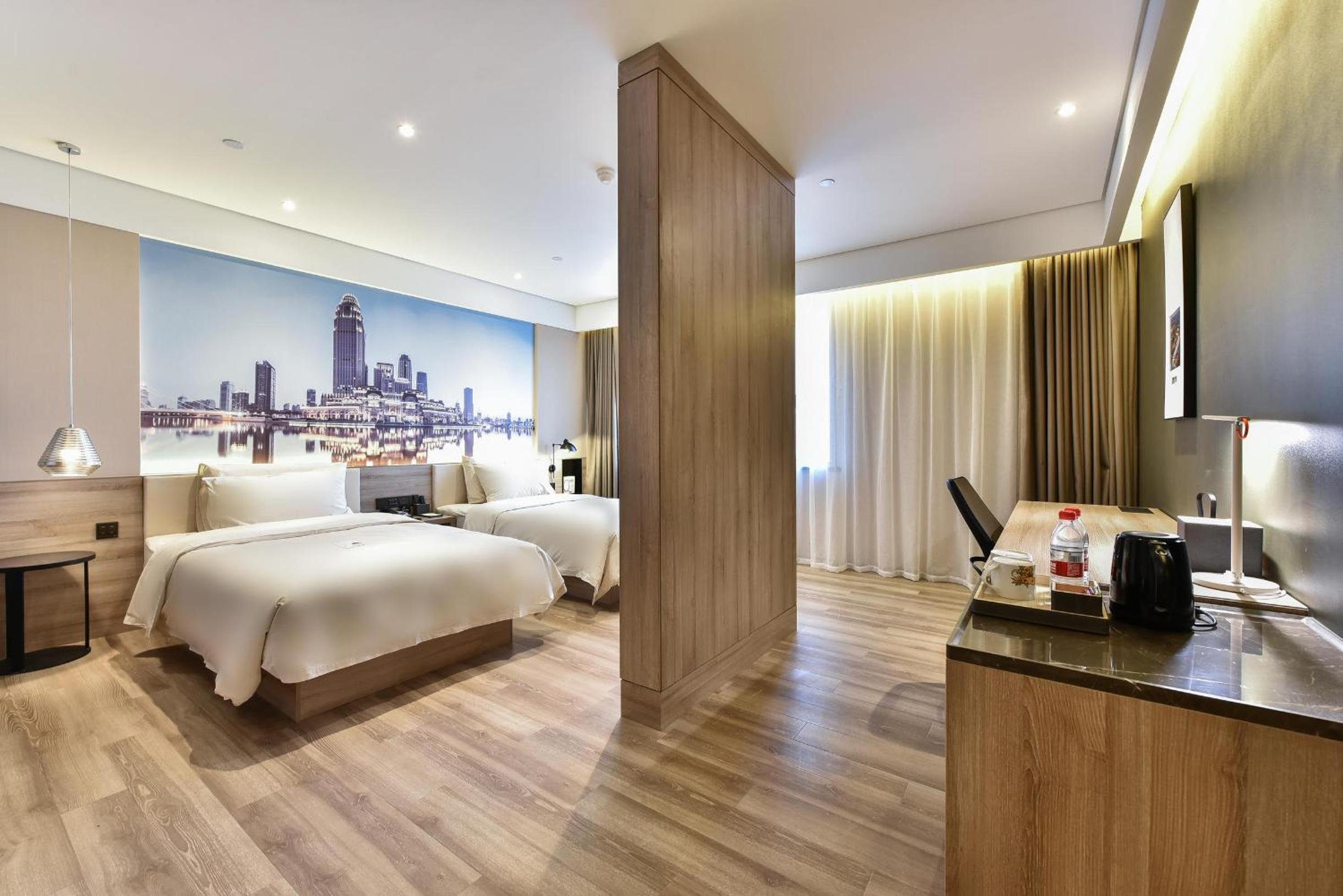 Atour Hotel Tianjin Binhai 1st Street