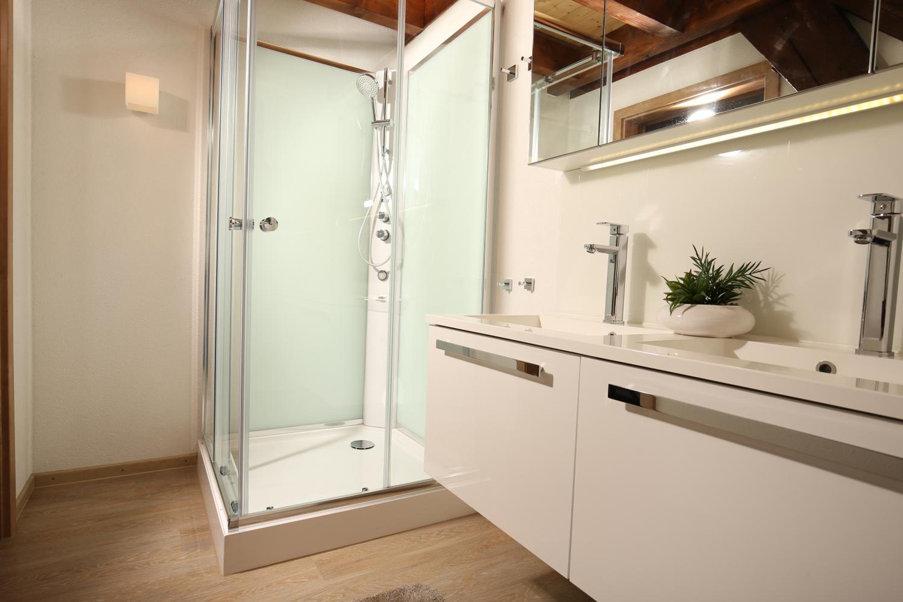 AlbLodges en Bitz — bathroom