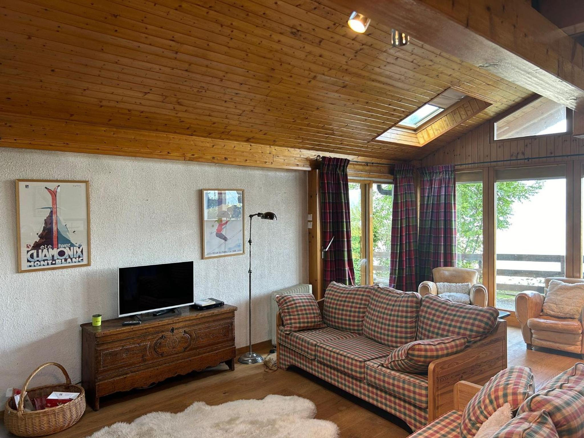 Les Trembles MOUNTAIN & QUIET chalet 12 pers