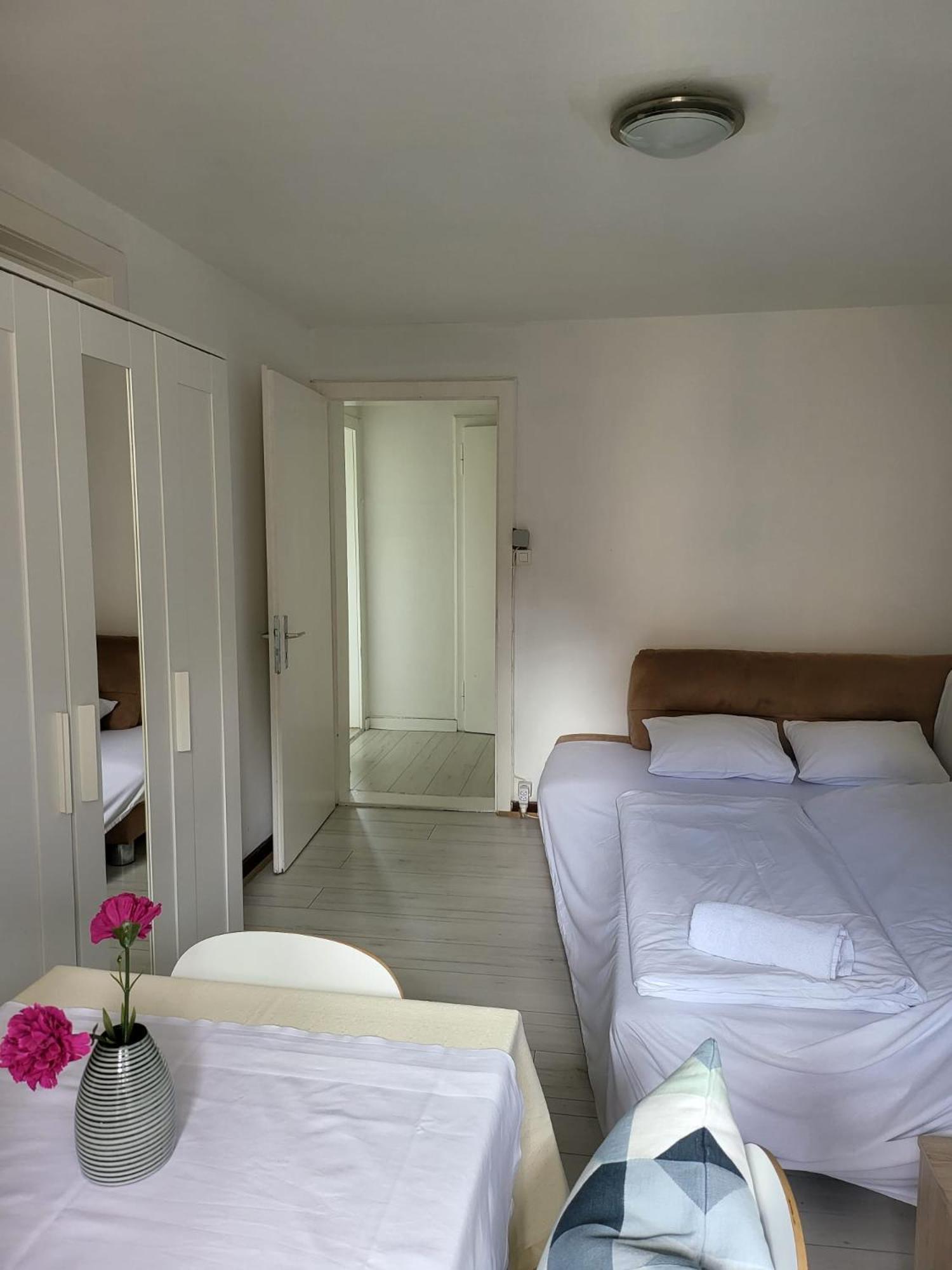 Bastis Central Guesthouse Lucerne City view 5