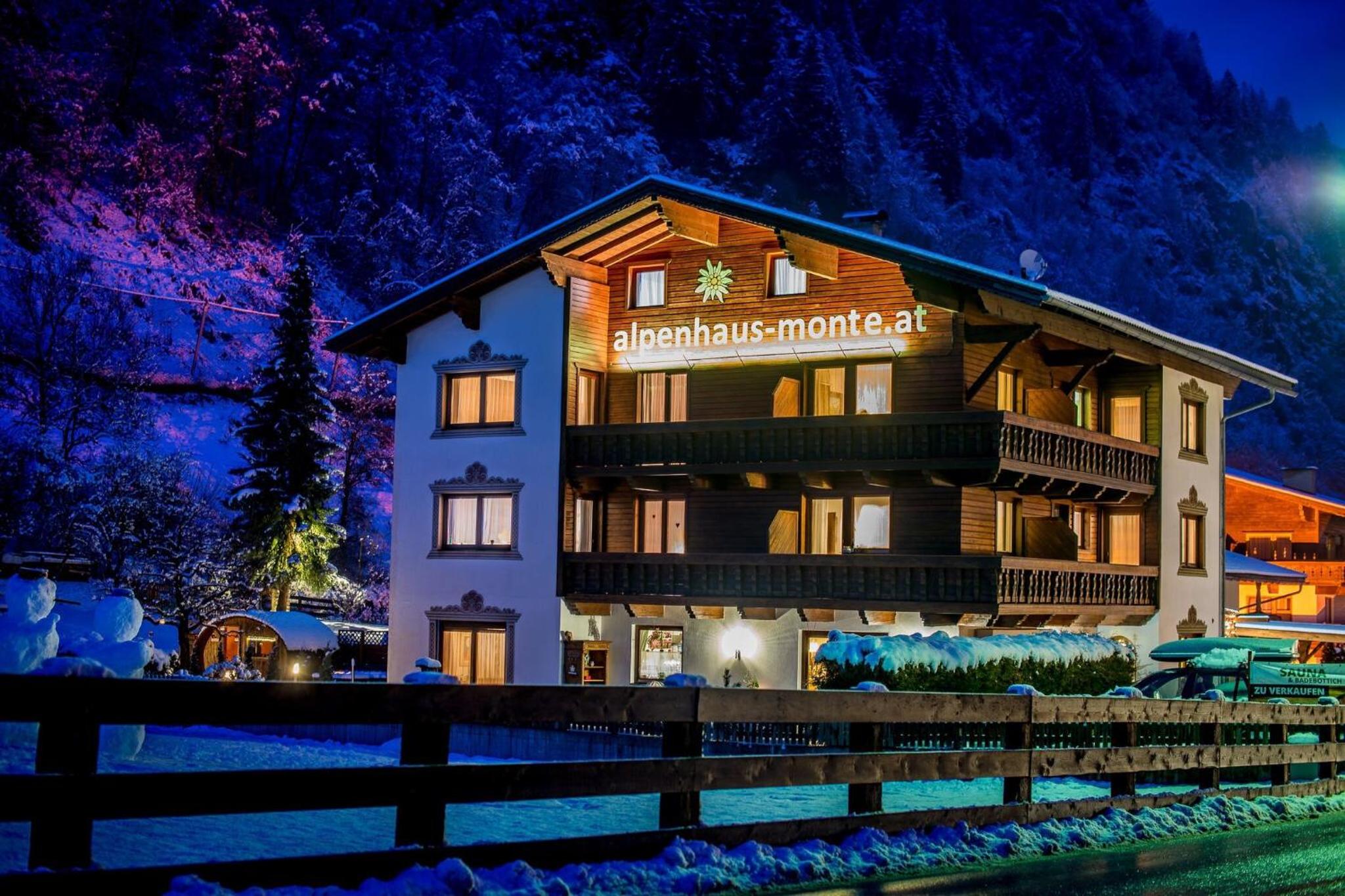 Hotel Alpenhaus Monte - Image 1